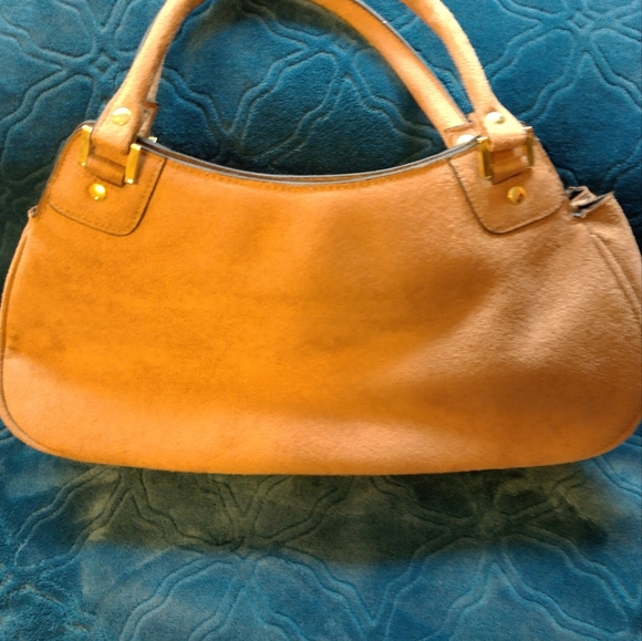 Victoria Secret RAPTURE Tan Purse - Picture 2 of 6